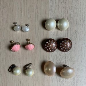 Lot of vintage clip on earrings, costume jewelry, 1950’s, brown pink Pearl